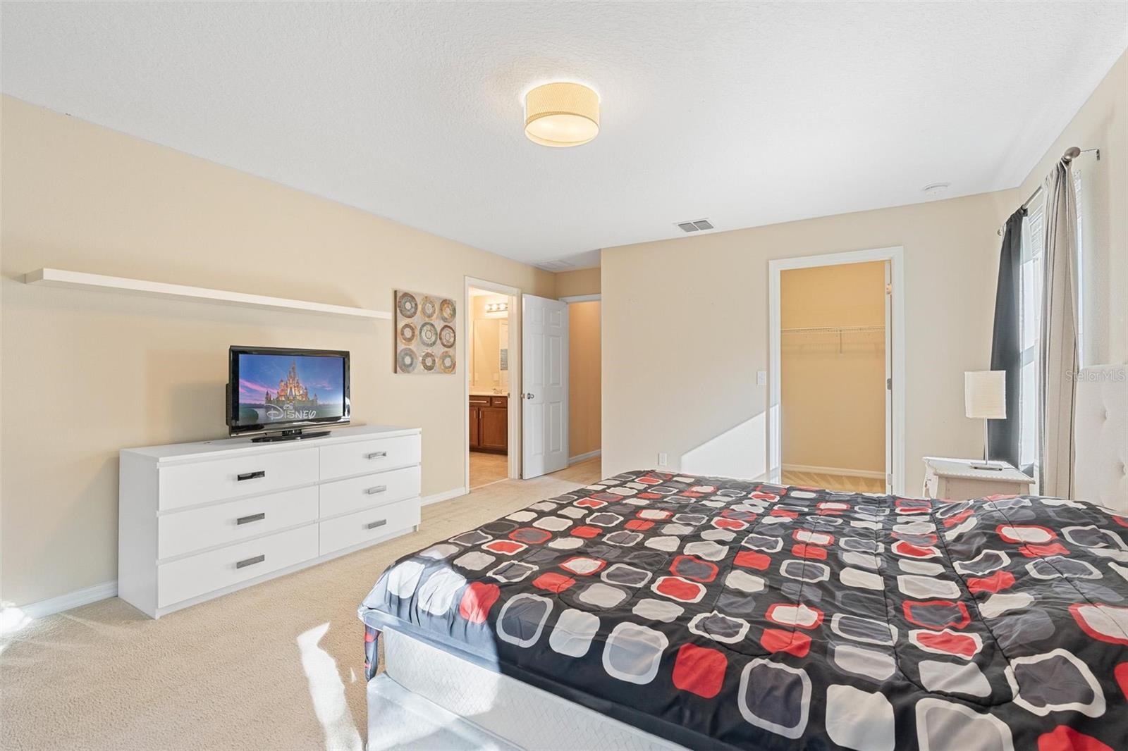 PRESTON SQUARE - Residential