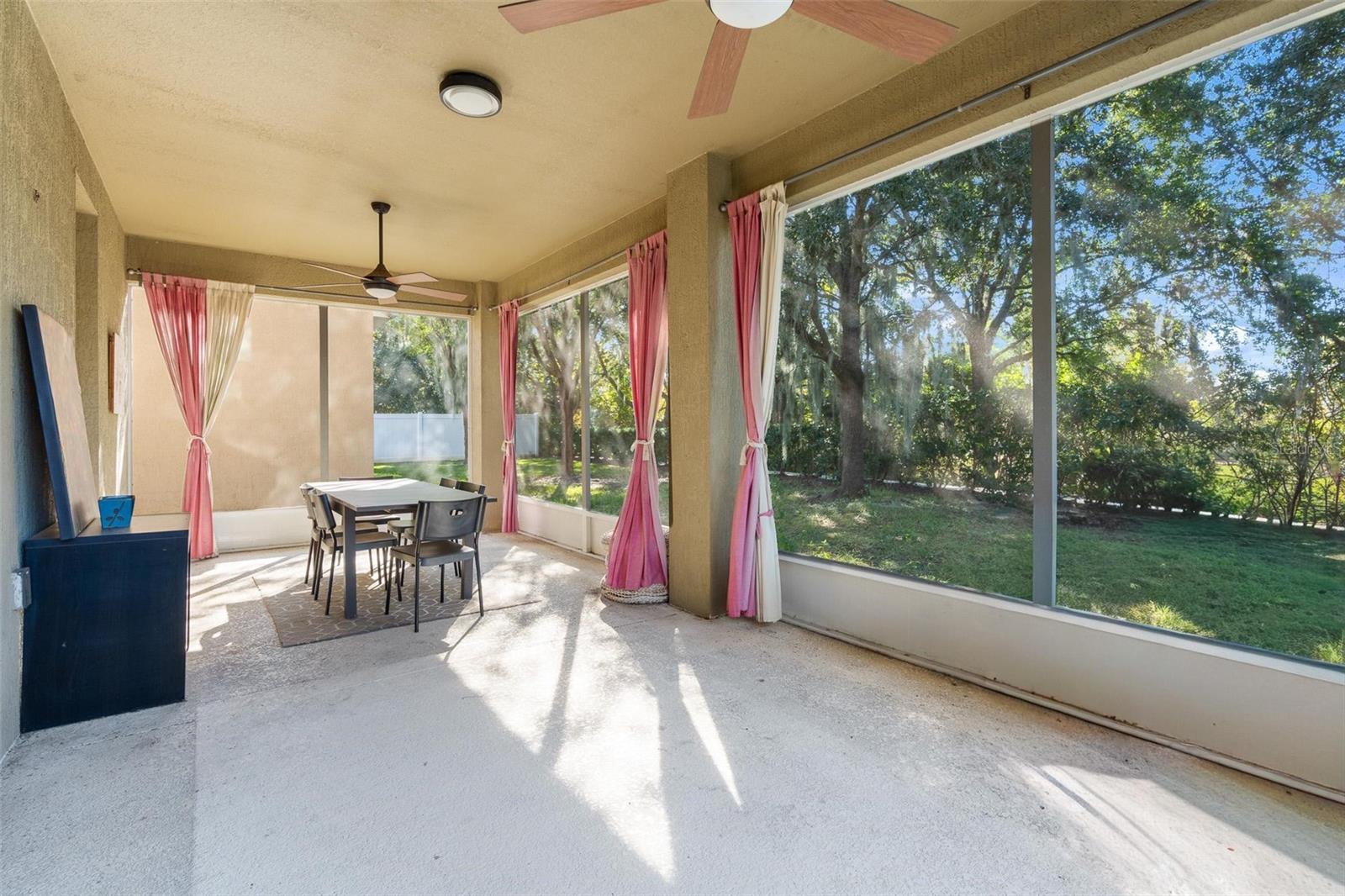 PRESTON SQUARE - Residential