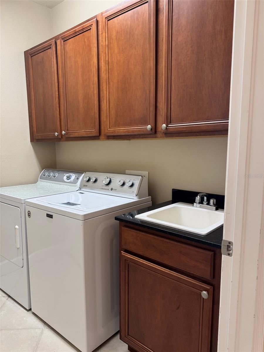 MOCKINGBIRD PLACE - Residential Lease