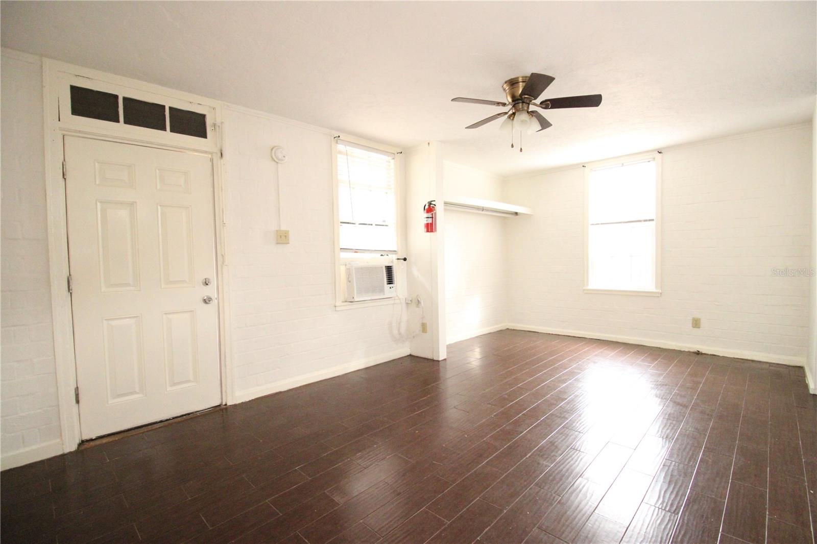 UNIVERSITY HEIGHTS - Residential Lease