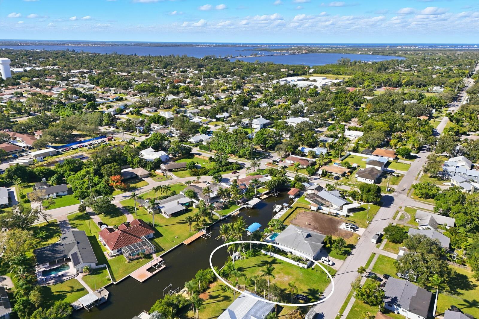 BONAIRE BAYOU - Land