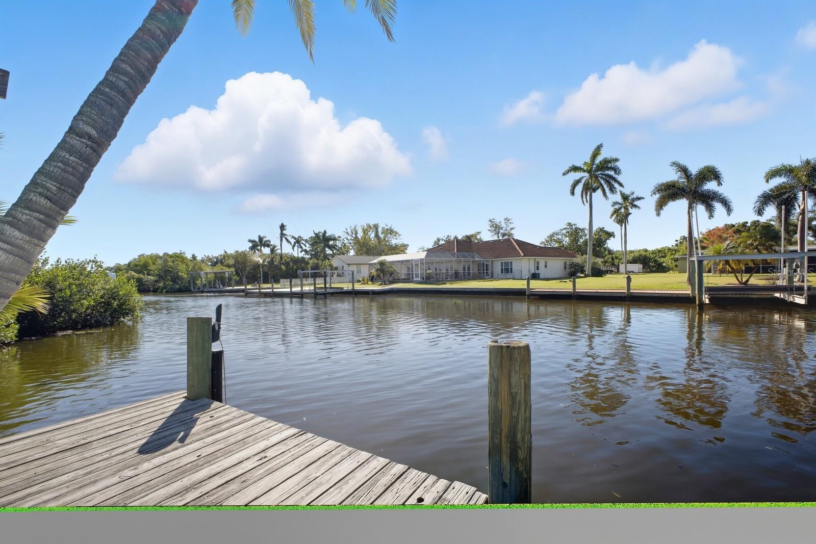 BONAIRE BAYOU - Land