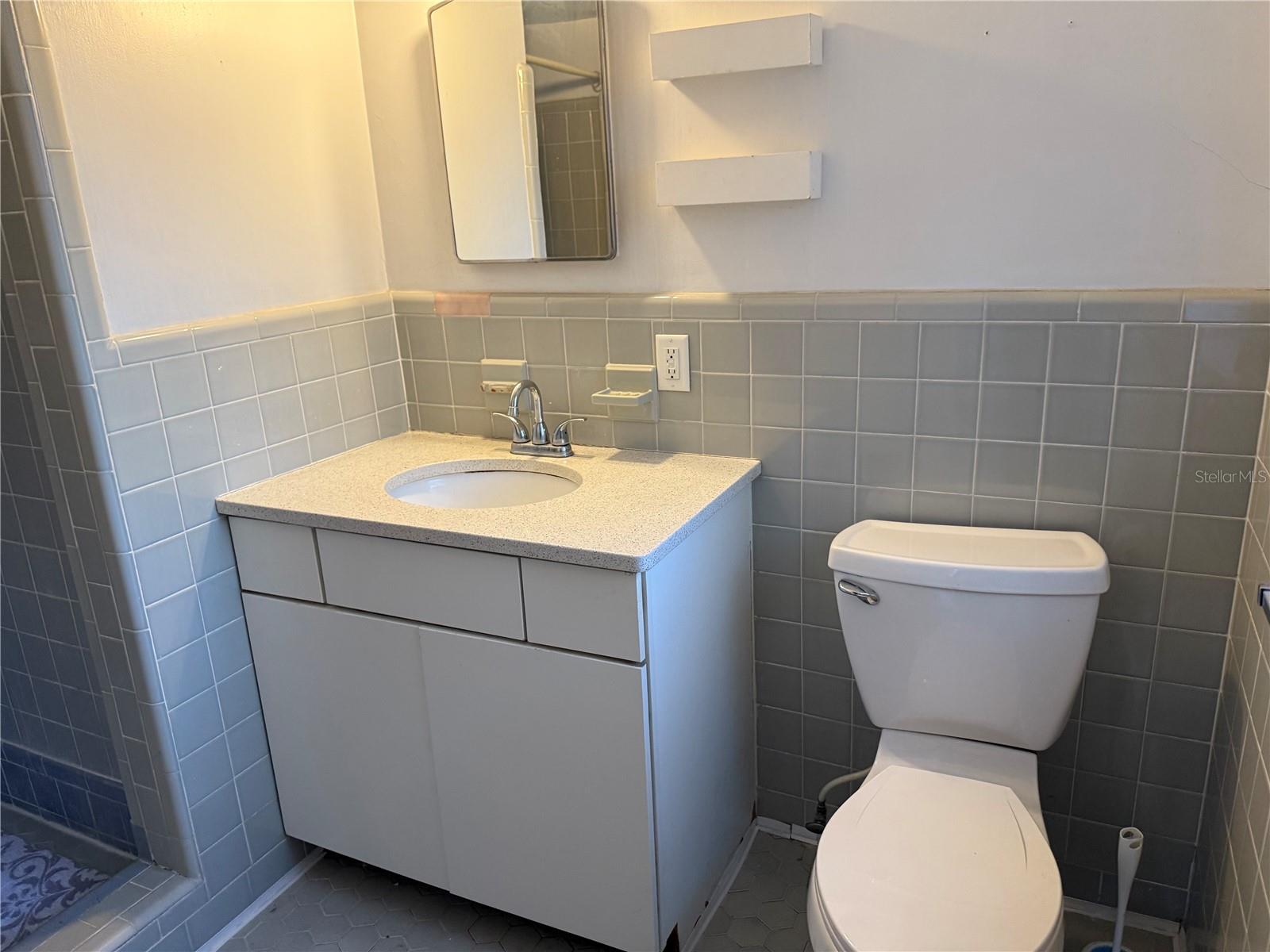 WATERFRONT ESTATES 1ST ADD - Residential Lease