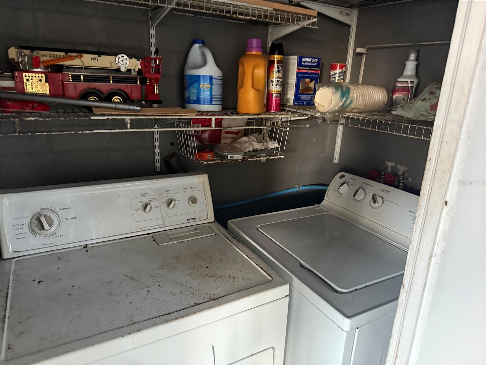 WATERFRONT ESTATES 1ST ADD - Residential Lease