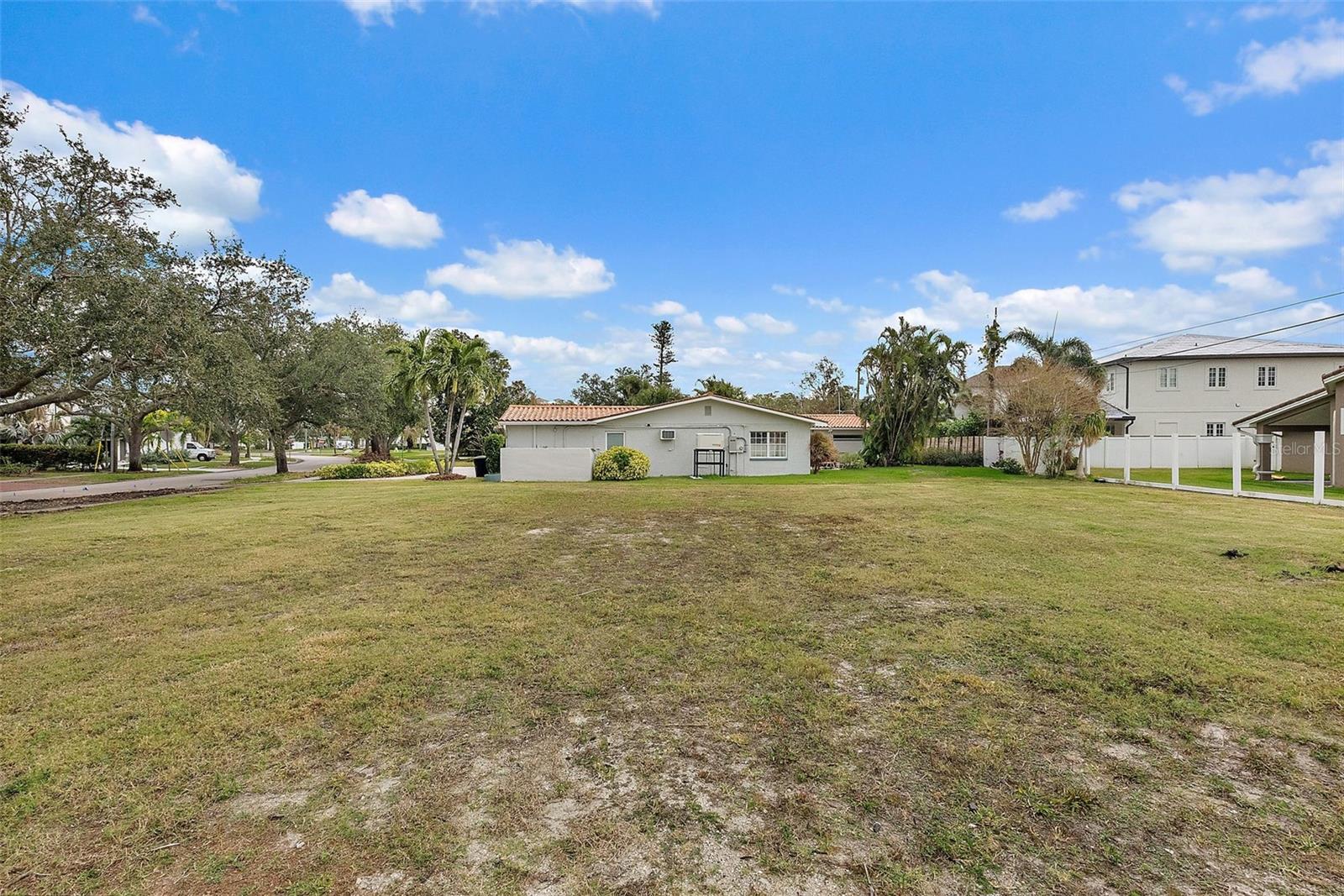 EDEN SHORES SEC 5 - Land