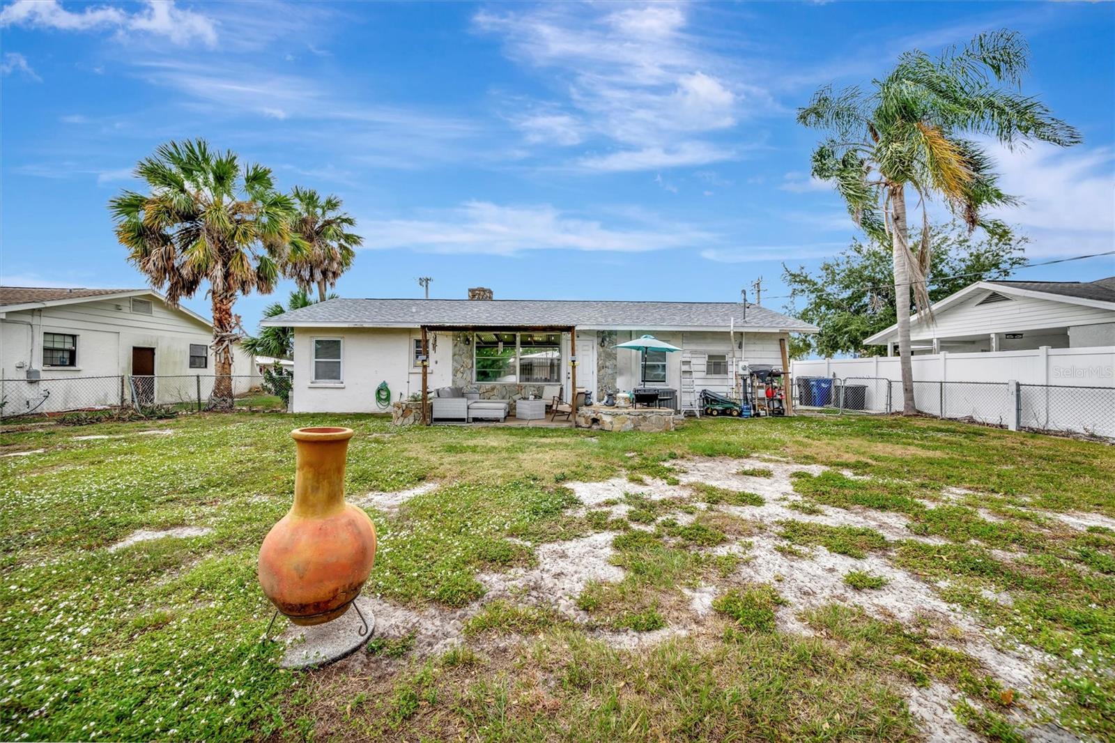 KENILWORTH - Residential