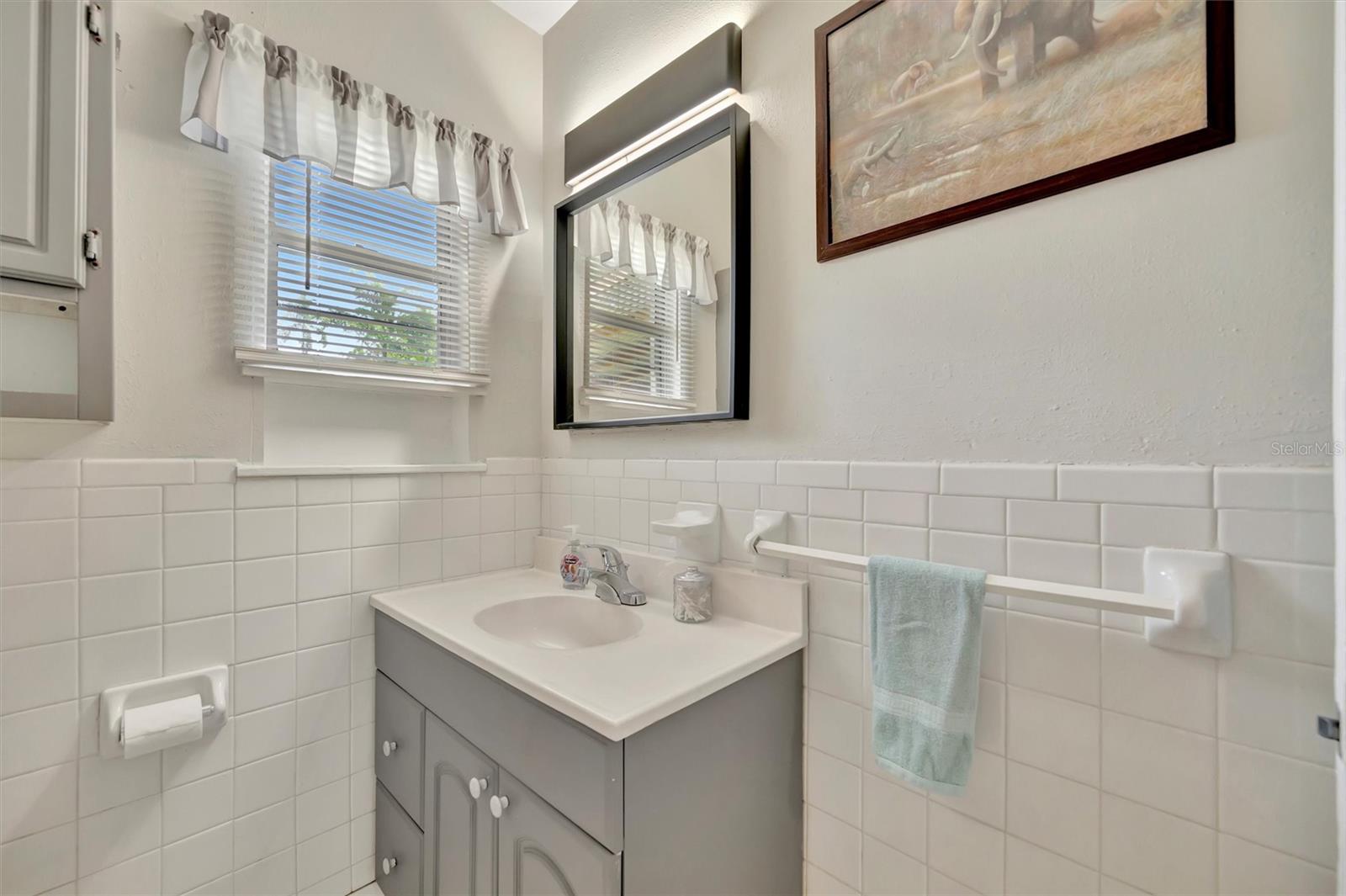 KENILWORTH - Residential