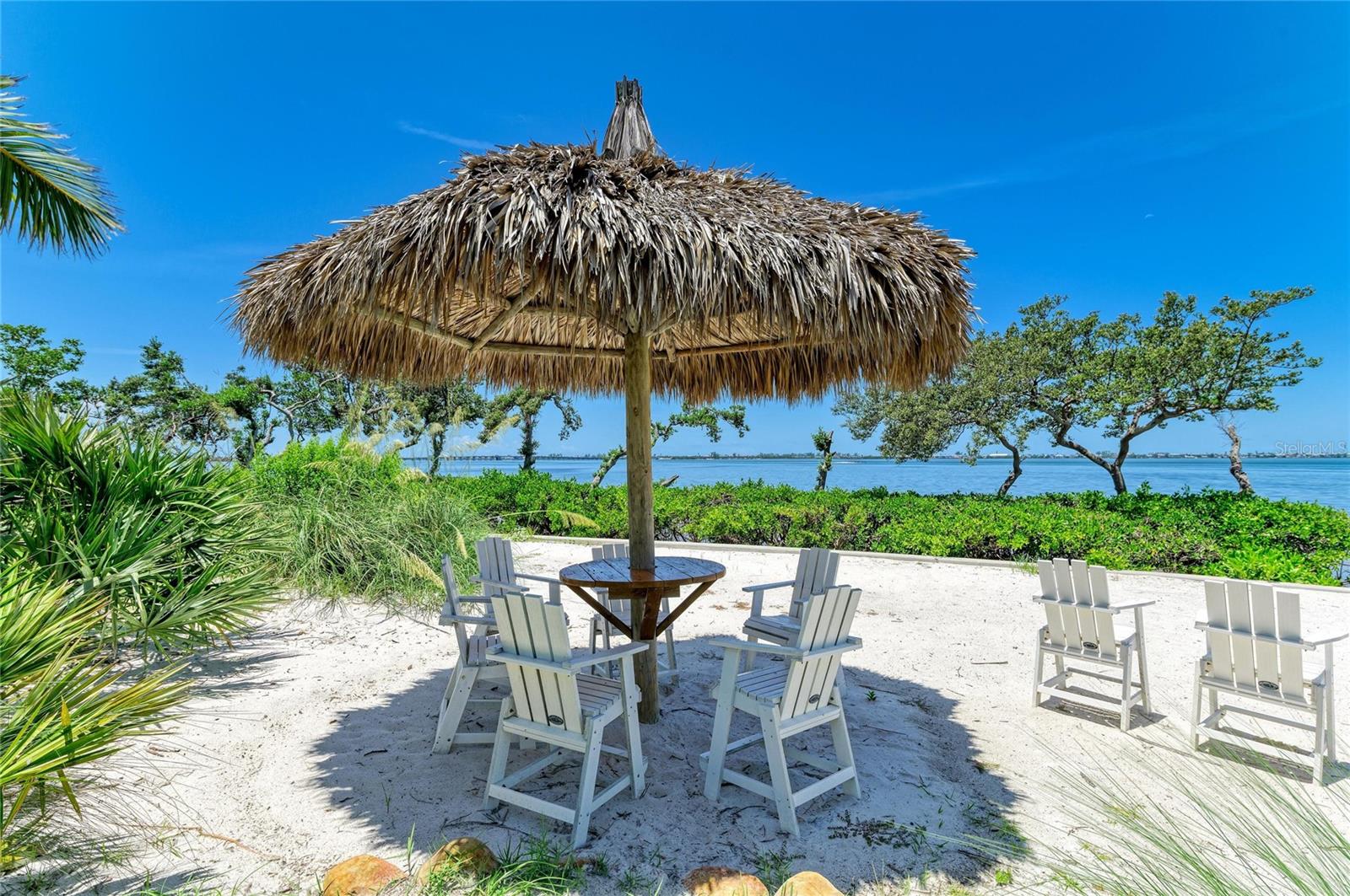 MANGROVE WALK ON HARBOUR ISLE PH 30 - Residential