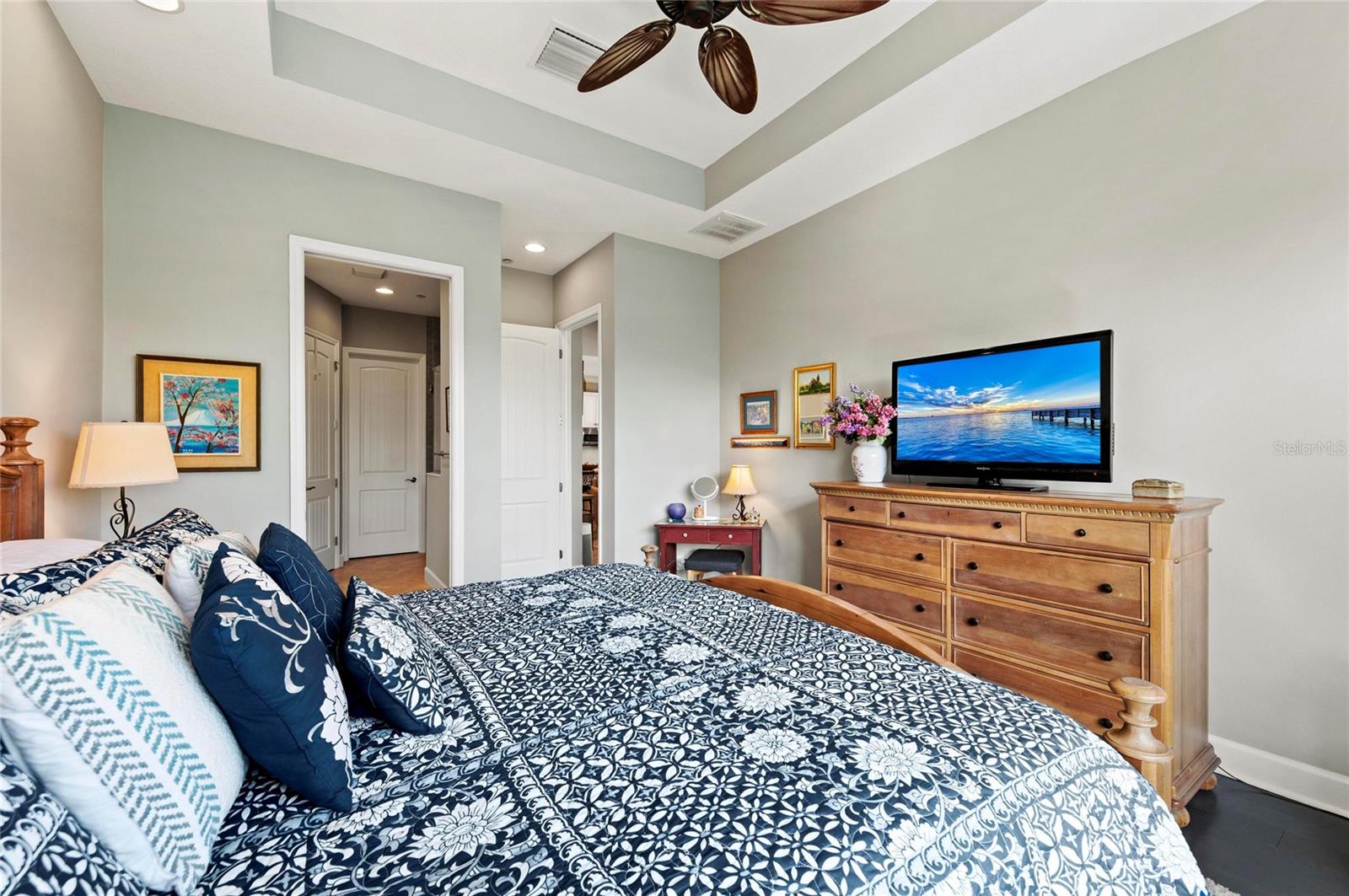 MANGROVE WALK ON HARBOUR ISLE PH 30 - Residential