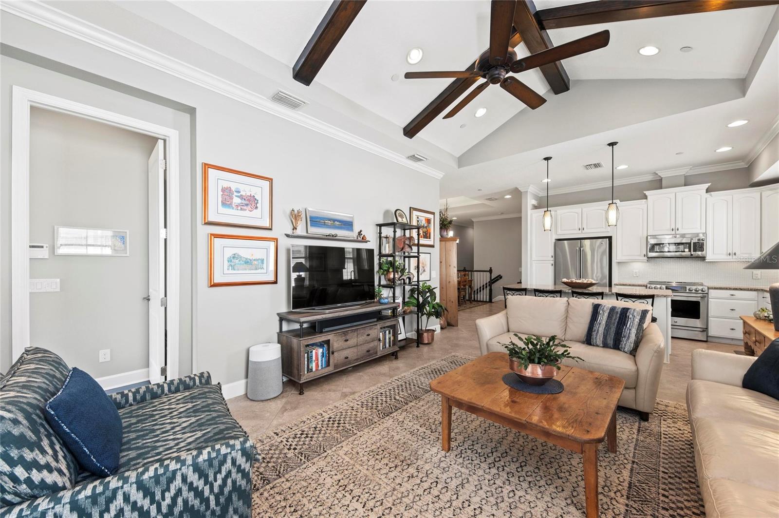 MANGROVE WALK ON HARBOUR ISLE PH 30 - Residential