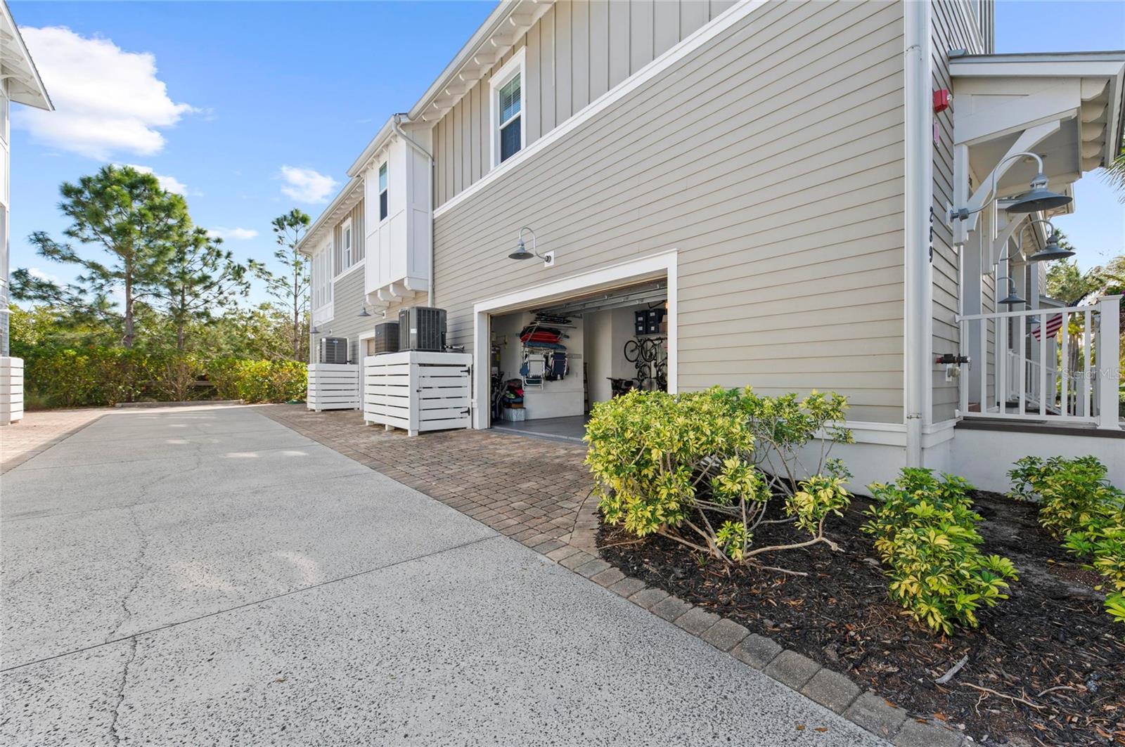 MANGROVE WALK ON HARBOUR ISLE PH 30 - Residential