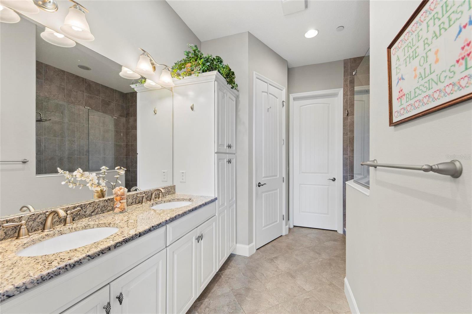 MANGROVE WALK ON HARBOUR ISLE PH 30 - Residential