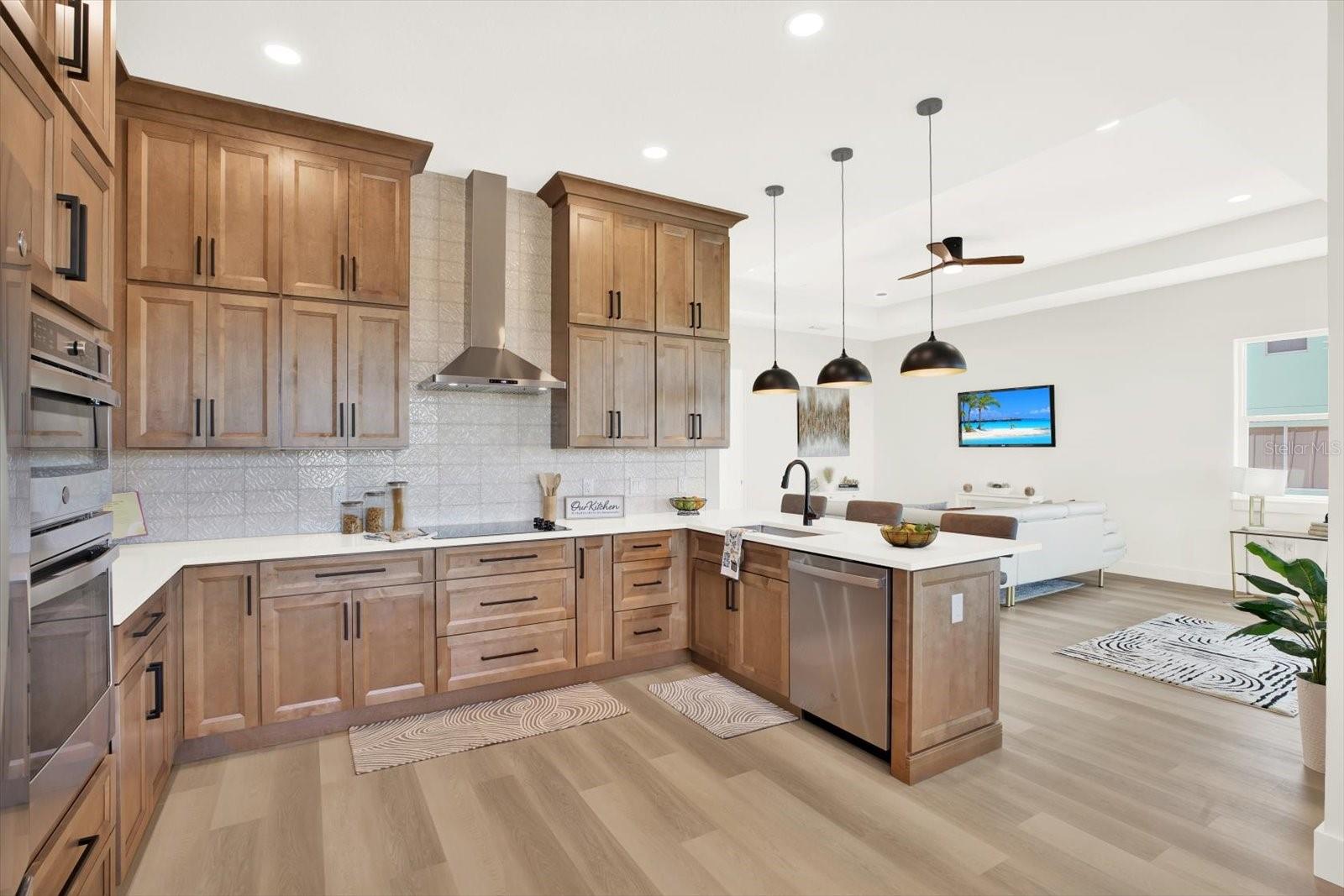 HERNANDO BEACH - Residential