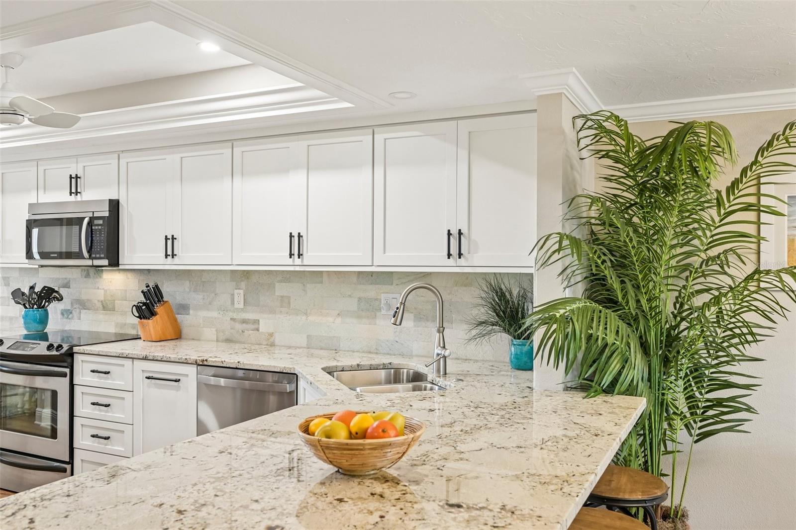 GULF & BAY CLUB PH 4 - Residential