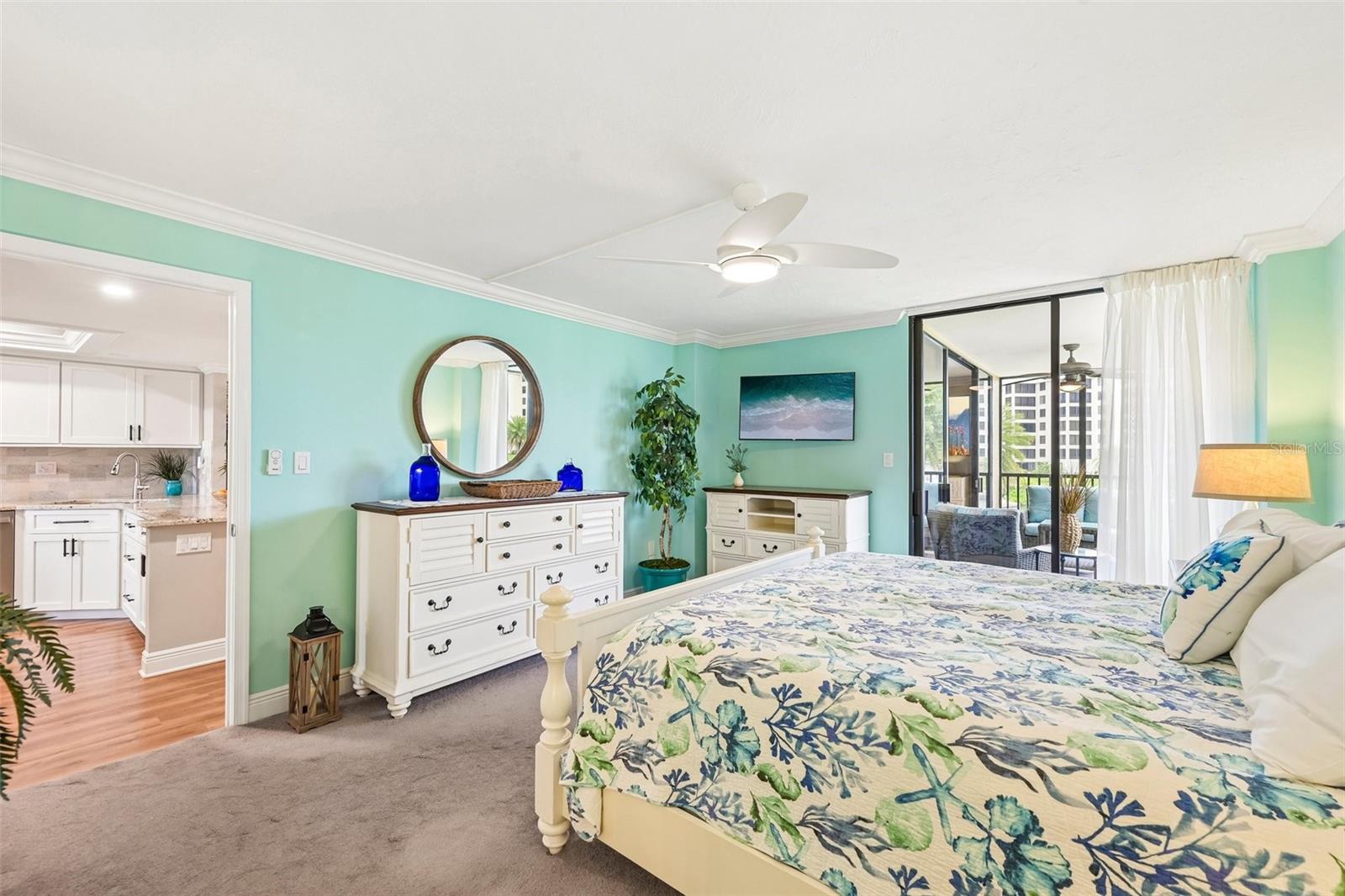GULF & BAY CLUB PH 4 - Residential
