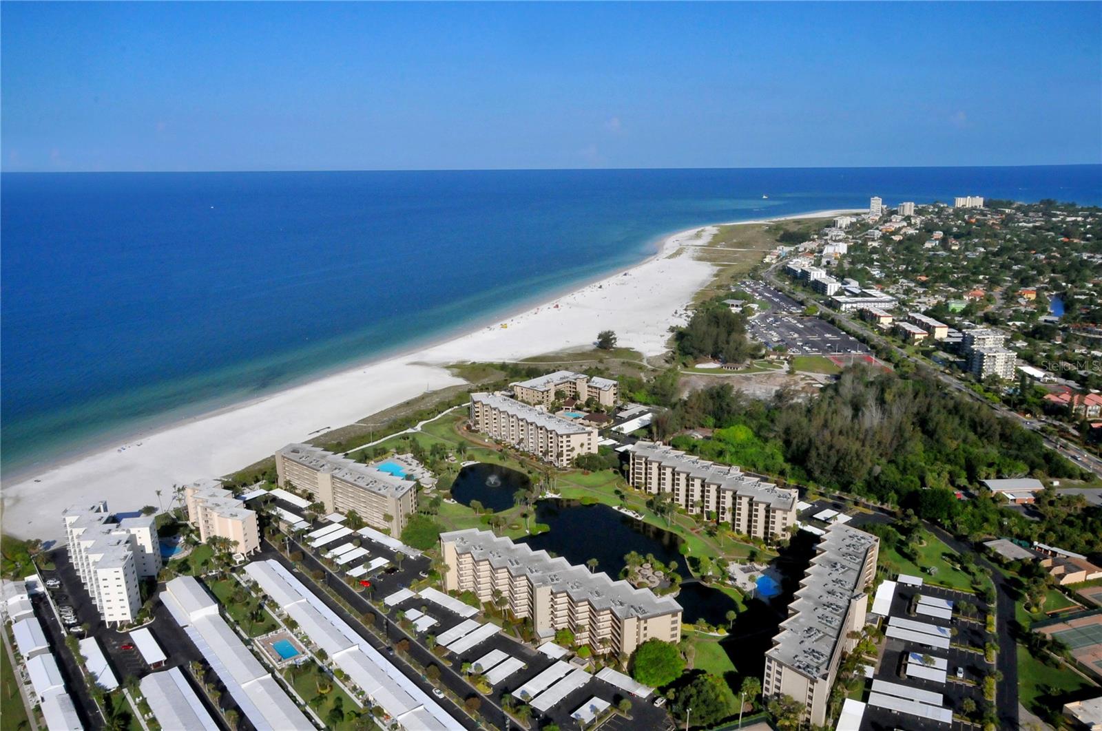 GULF & BAY CLUB PH 4 - Residential