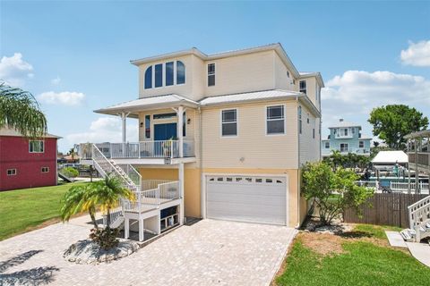 Photo of 6543 Louise Court, Hudson, FL 34667 (MLS # TB8396049)