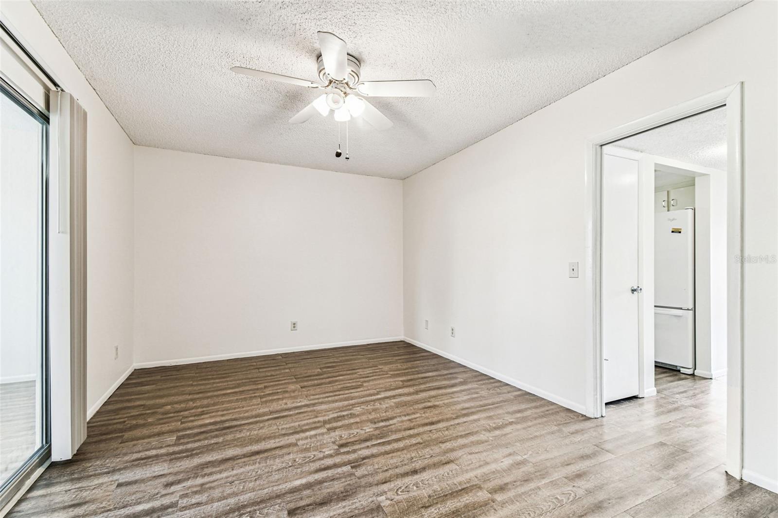 ON TOP OF THE WORLD - Residential