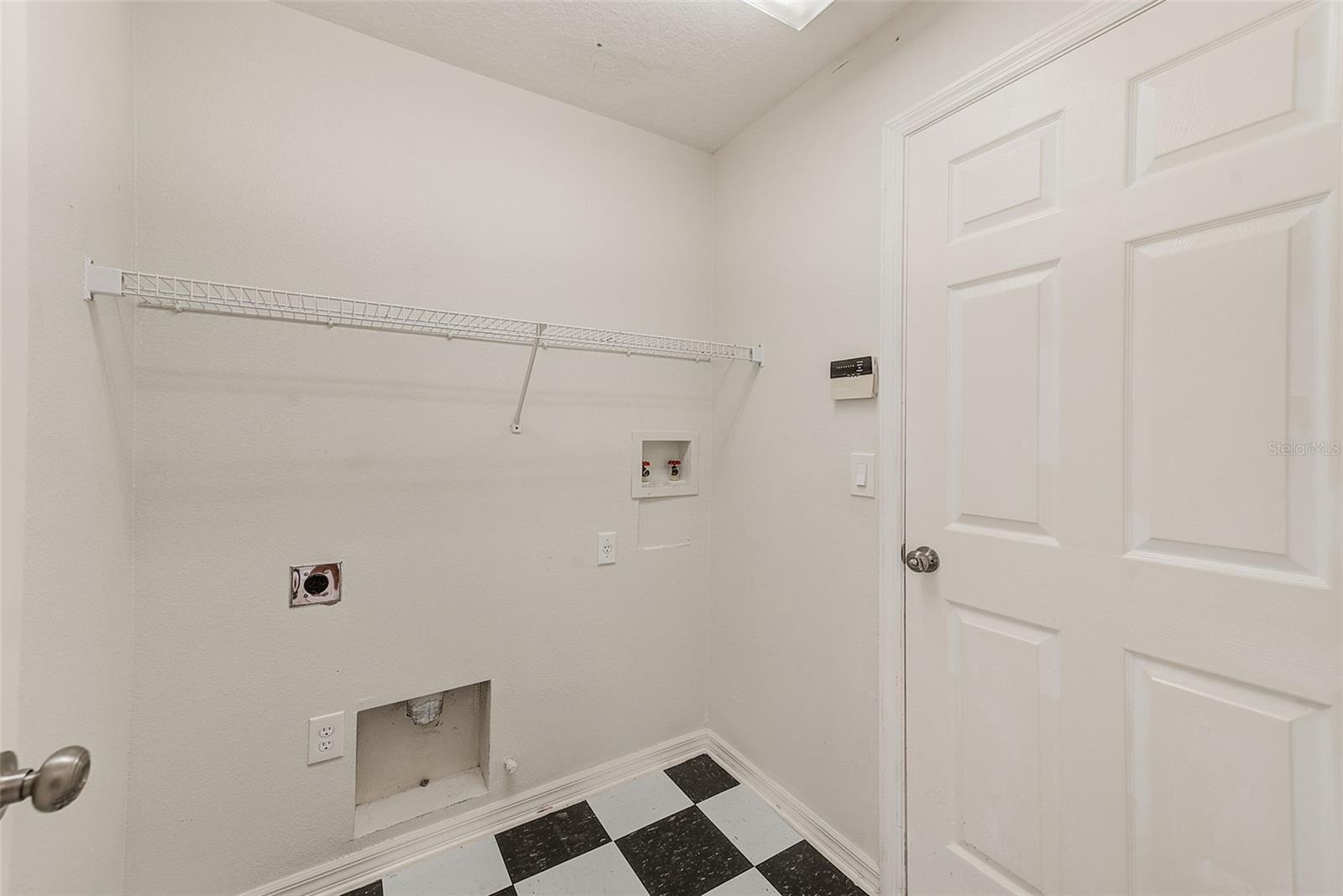 WEST MEADOWS PRCL 20A PH - Residential Lease