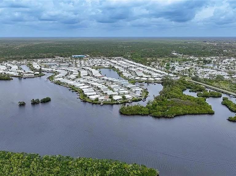 LAZY RIVER MHP - Residential