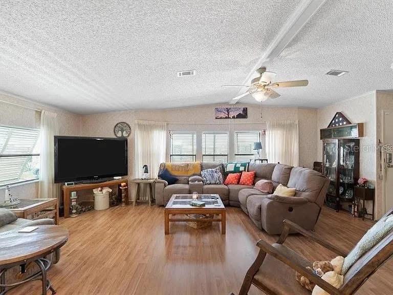 LAZY RIVER MHP - Residential