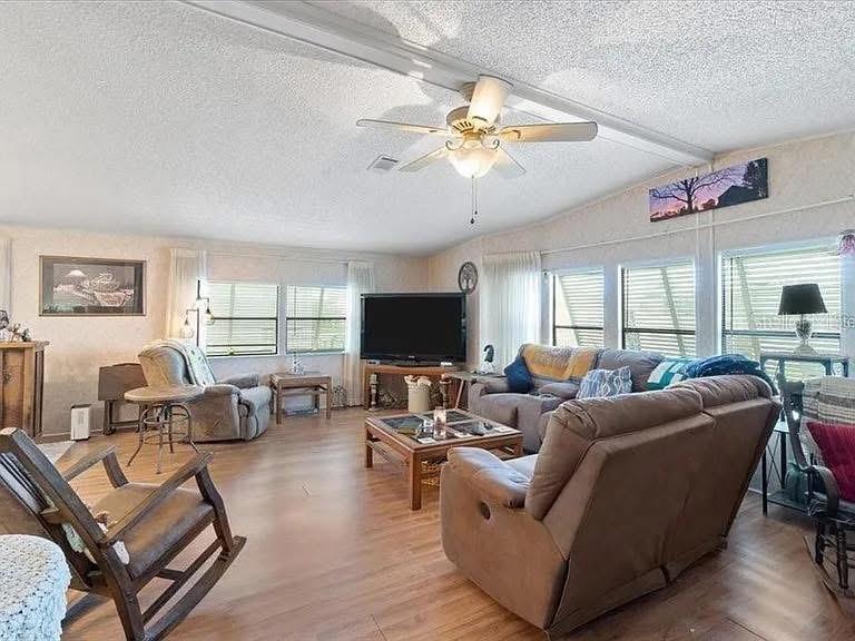 LAZY RIVER MHP - Residential