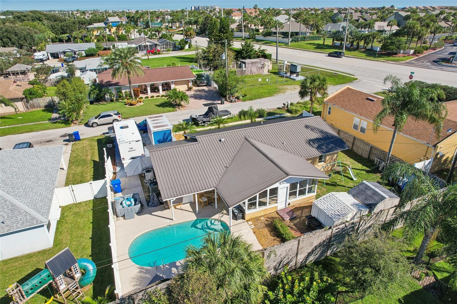 SURFWIND ESTATES - Residential