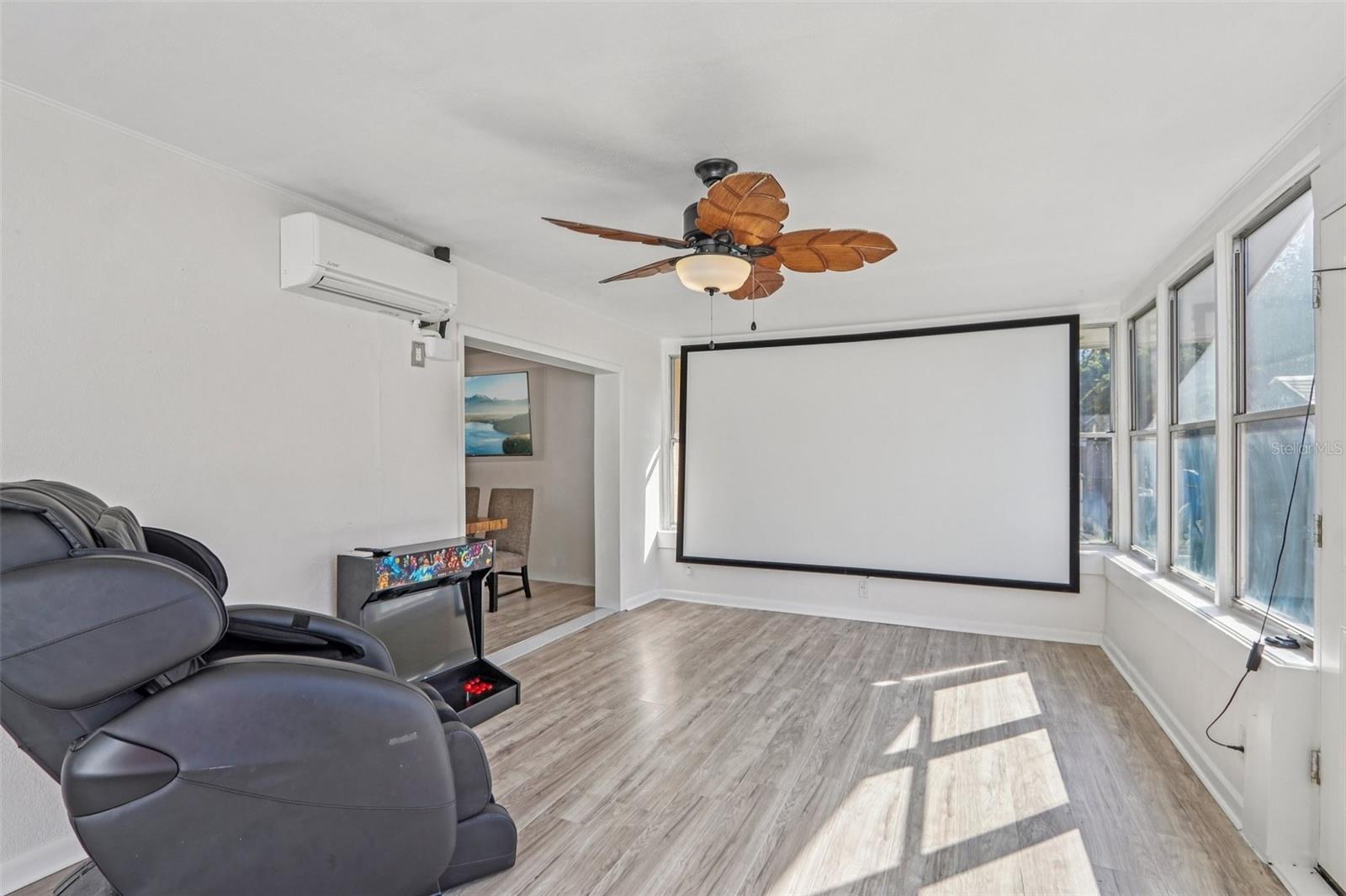 SURFWIND ESTATES - Residential