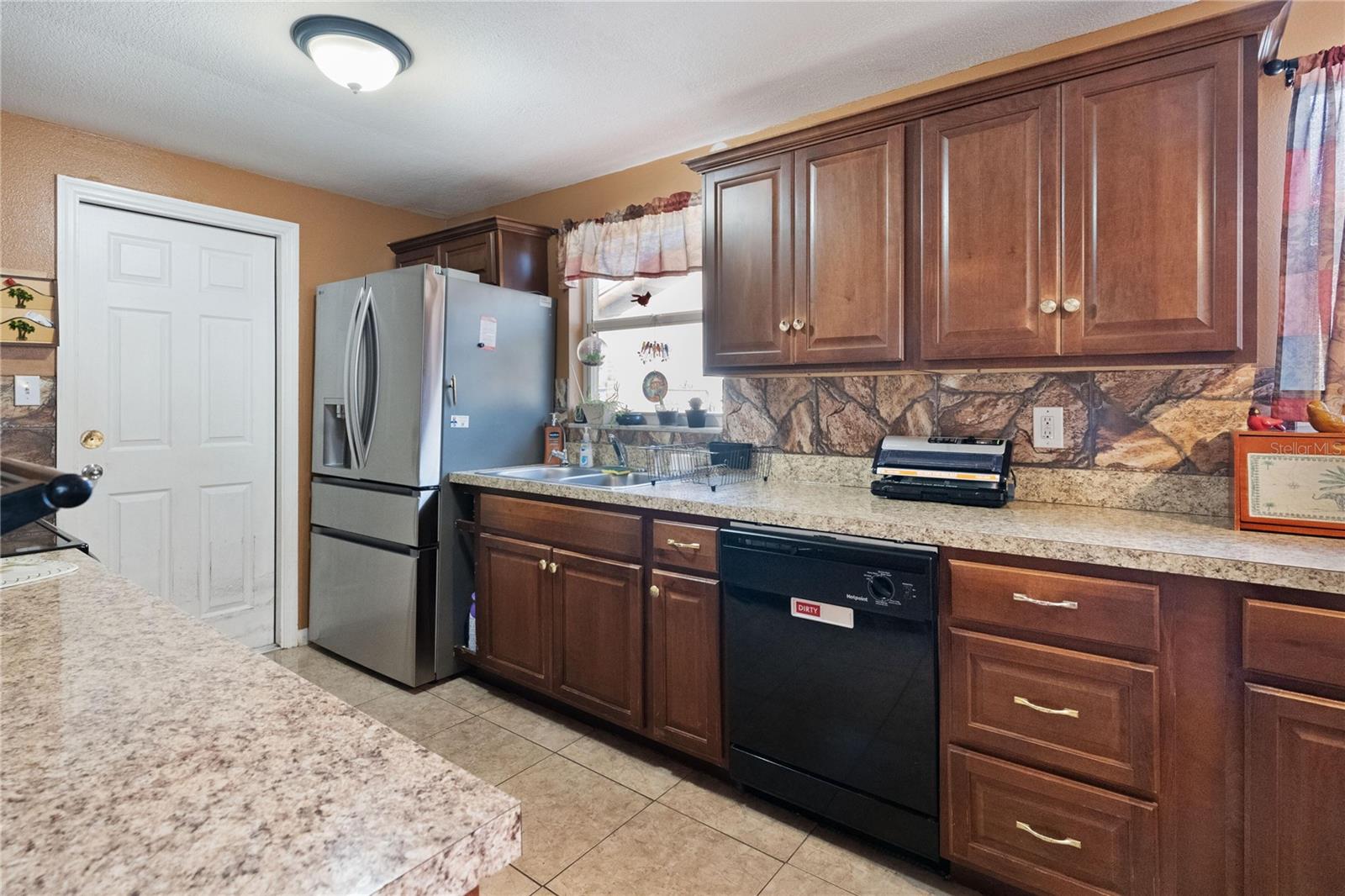 TRADEWINDS 5TH ADD - Residential