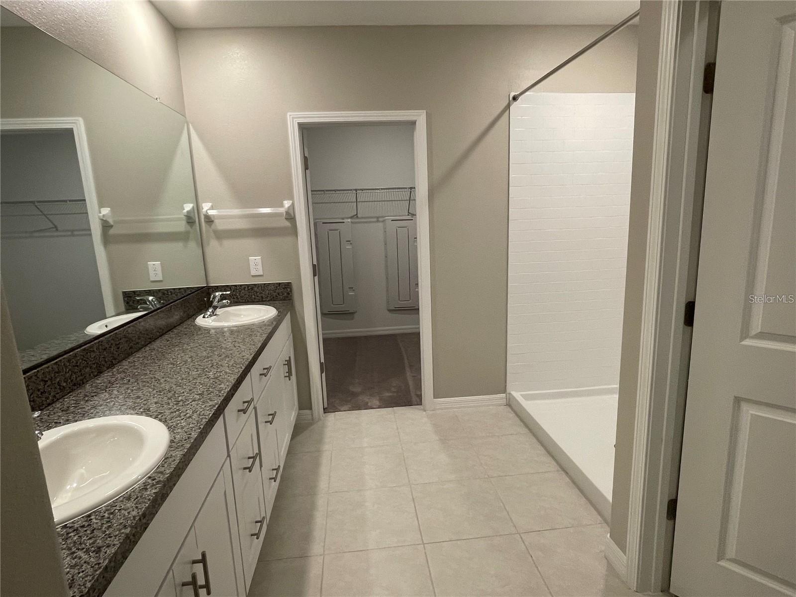 EPPERSON ESTATES - Residential Lease