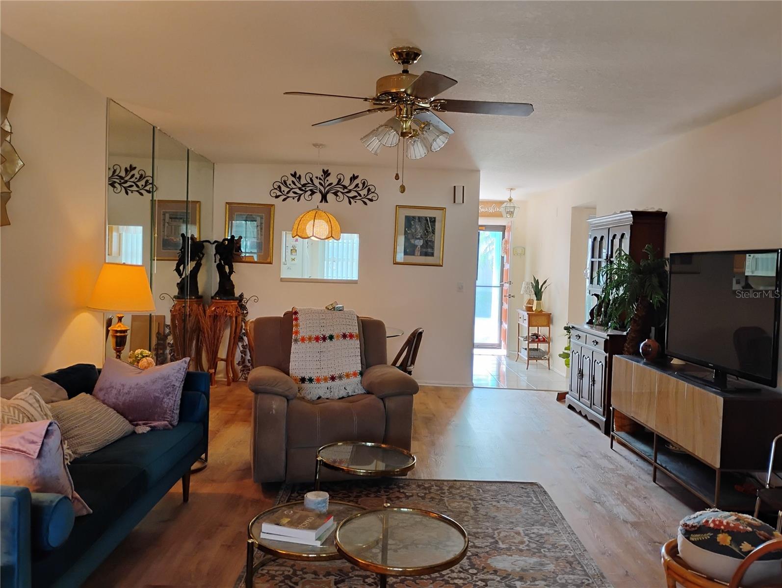 WOODLAND VILLAS CONDO 1 - Residential