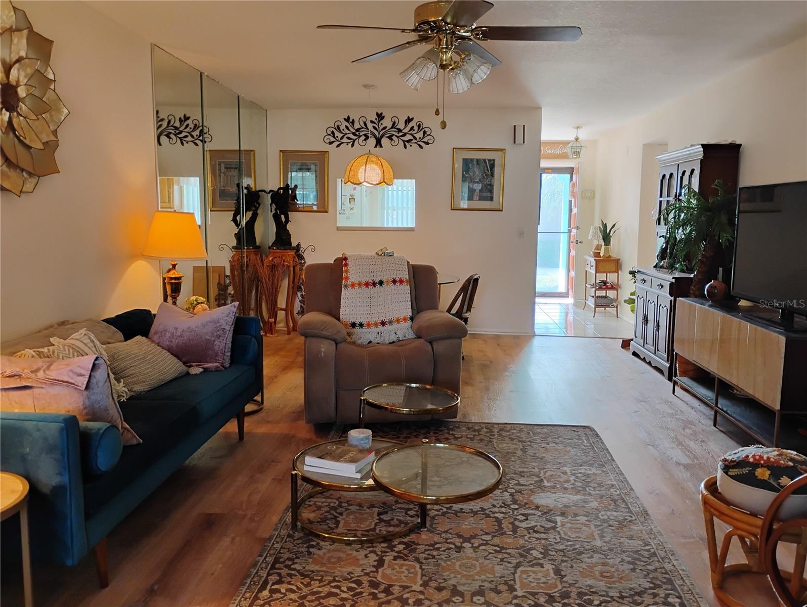 WOODLAND VILLAS CONDO 1 - Residential