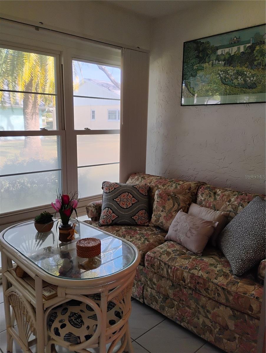 WOODLAND VILLAS CONDO 1 - Residential