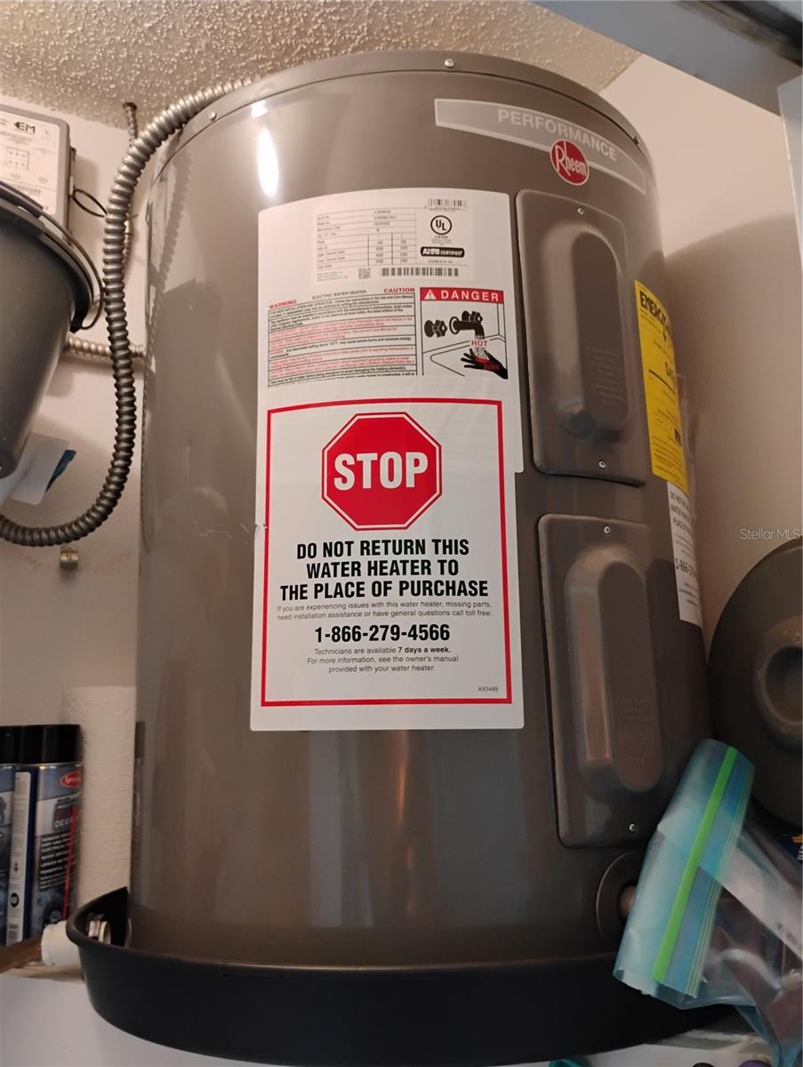 WOODLAND VILLAS CONDO 1 - Residential