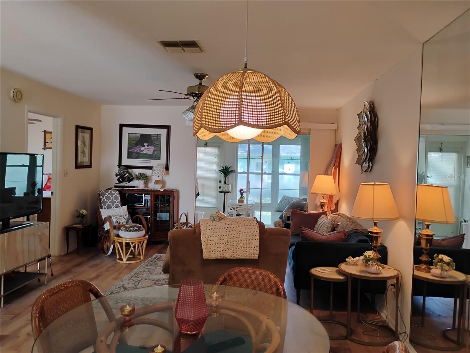 WOODLAND VILLAS CONDO 1 - Residential