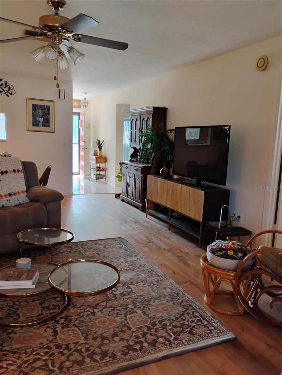 WOODLAND VILLAS CONDO 1 - Residential