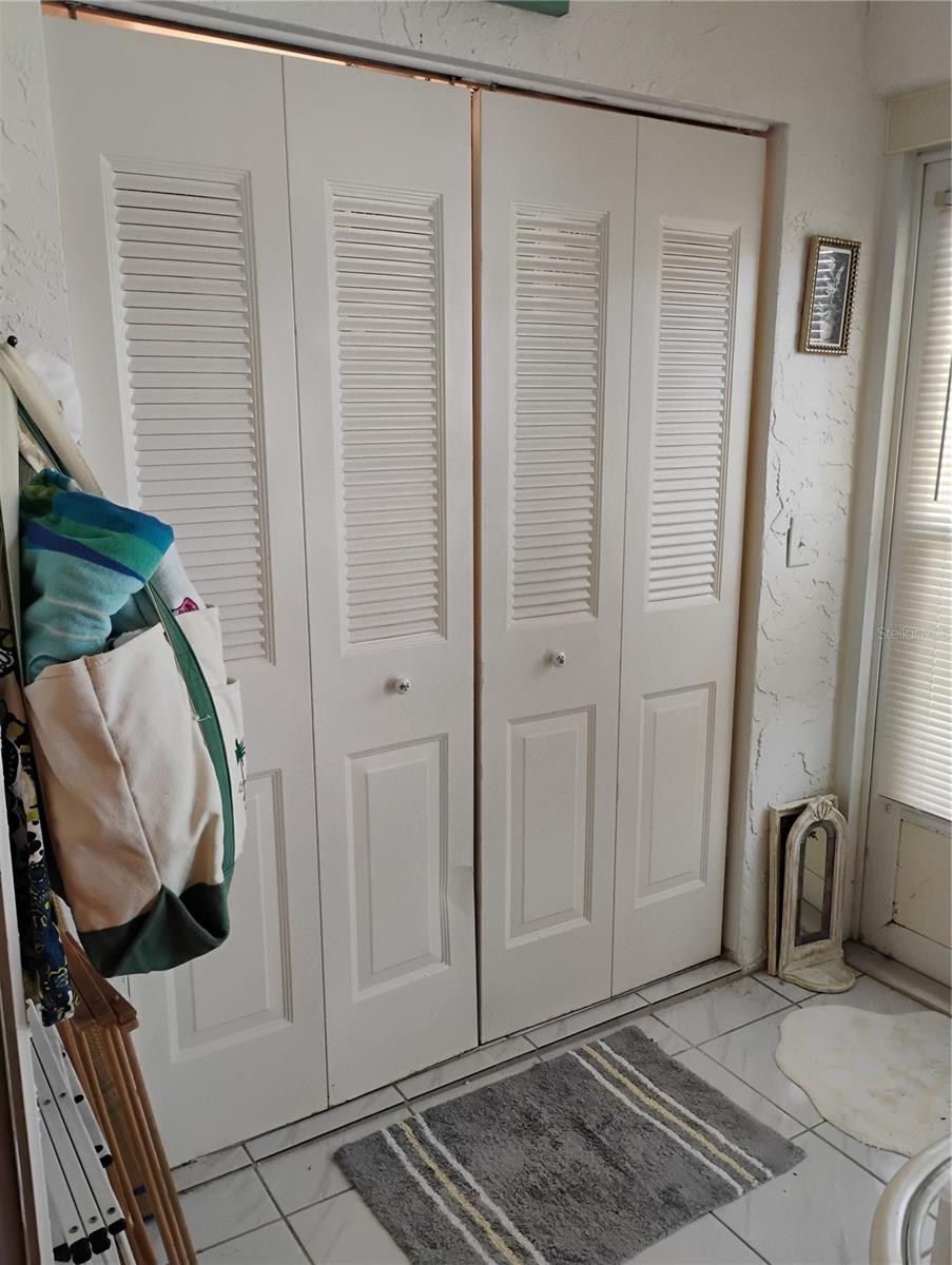 WOODLAND VILLAS CONDO 1 - Residential