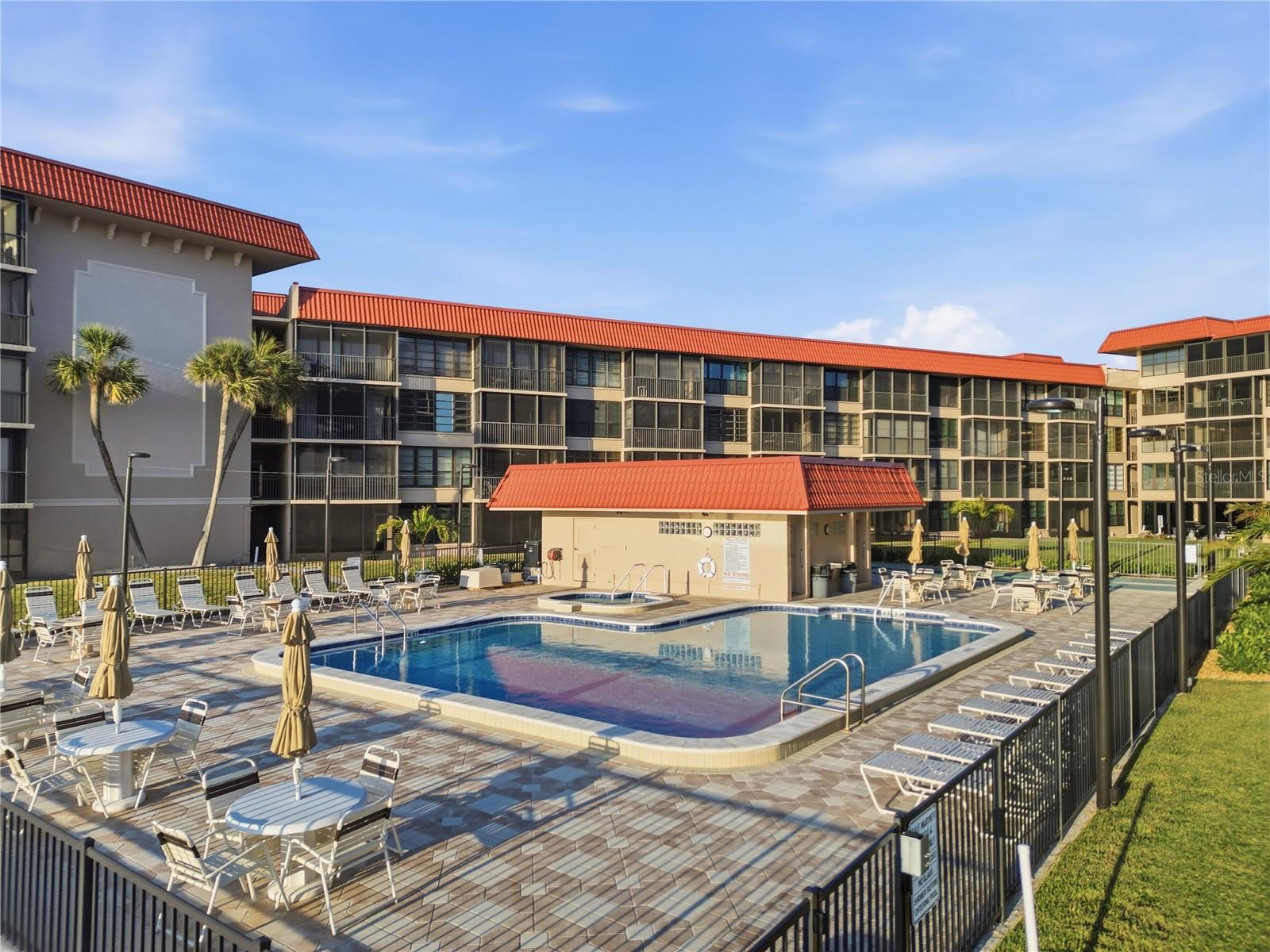 GULF MARINER THE CONDO - Residential