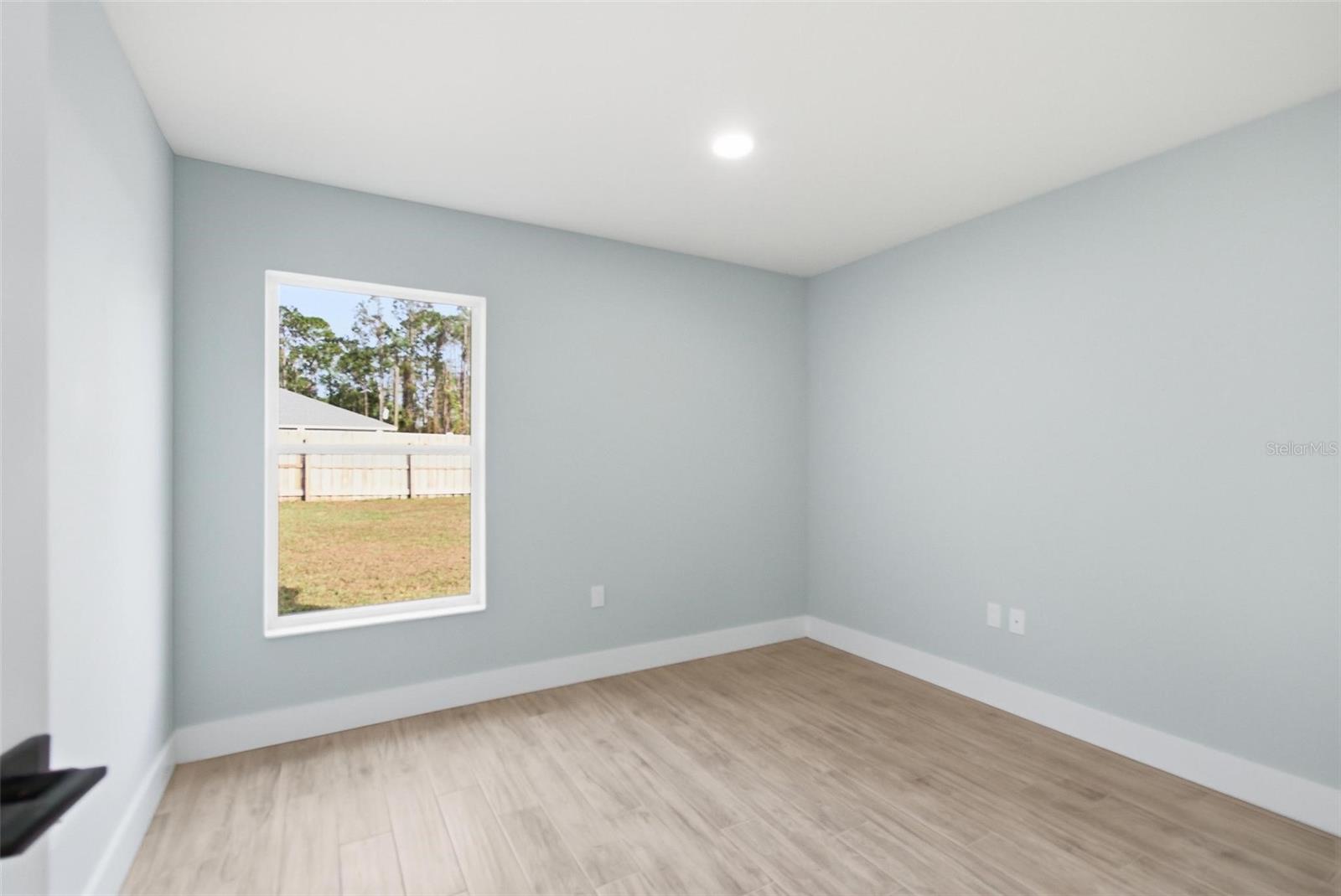 ROYAL PALMS - Residential