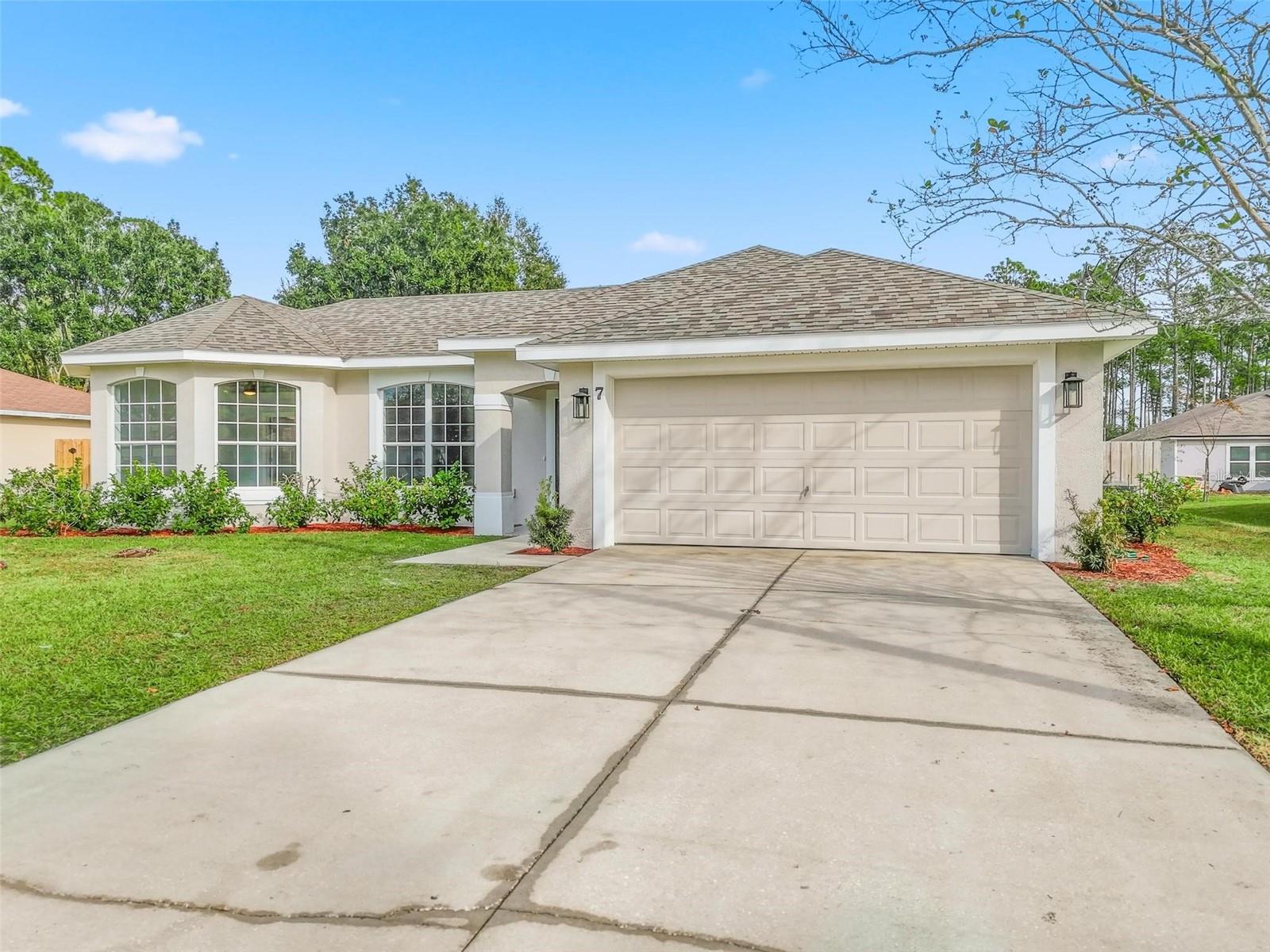 ROYAL PALMS - Residential