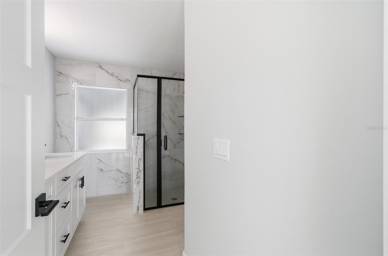 ROYAL PALMS - Residential