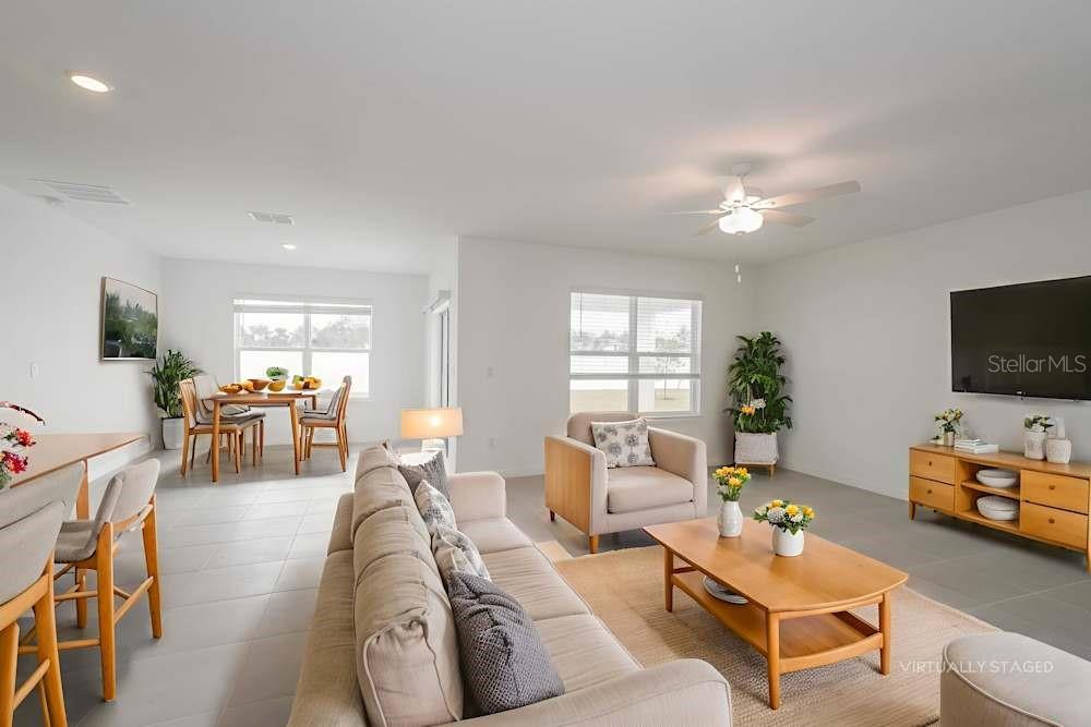 CALDERA PH 3 & 4 - Residential Lease