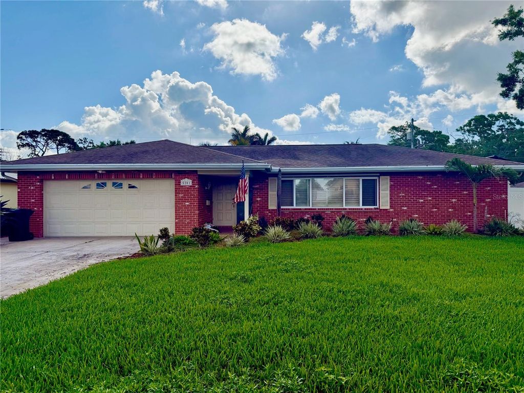 Photo of 5201 Denver Street NE, St Petersburg, FL 33703 (MLS # TB8385136)