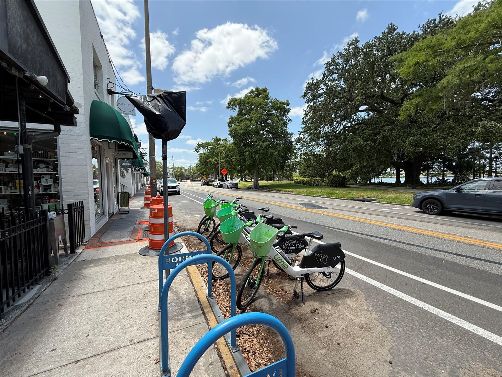 LAKE HIGHLAND PARK - Commercial Sale