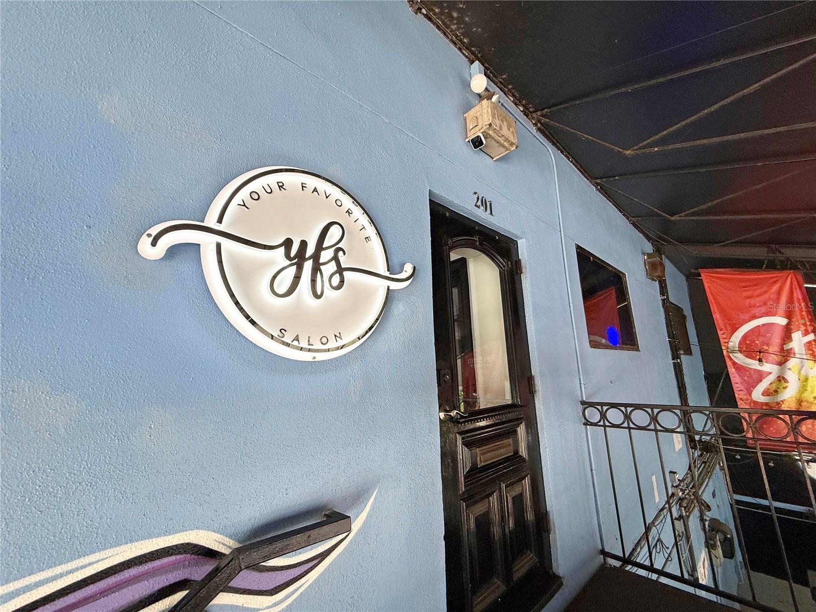 LAKE HIGHLAND PARK - Commercial Sale