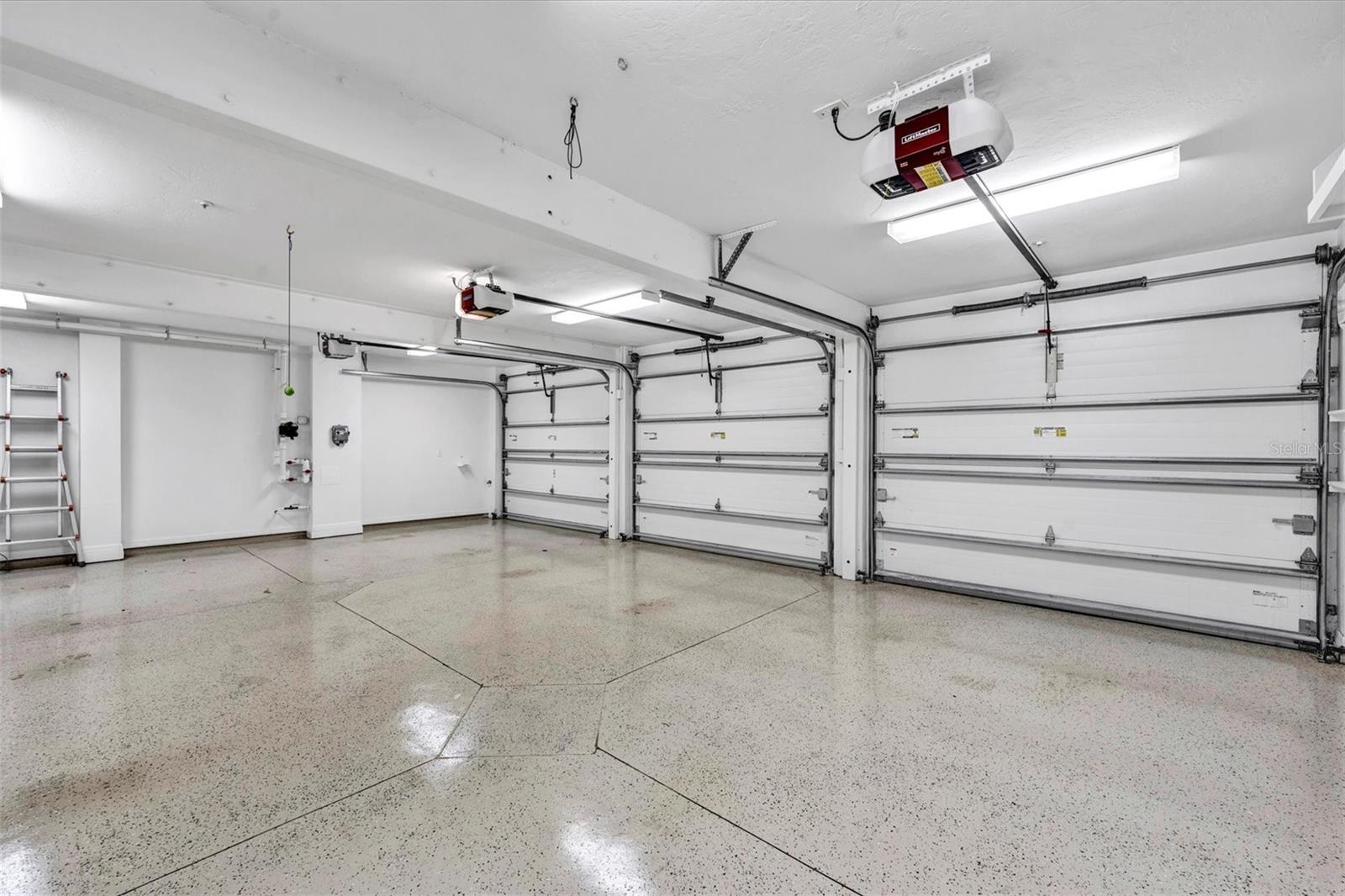 EAST SHORE ACRES - Residential