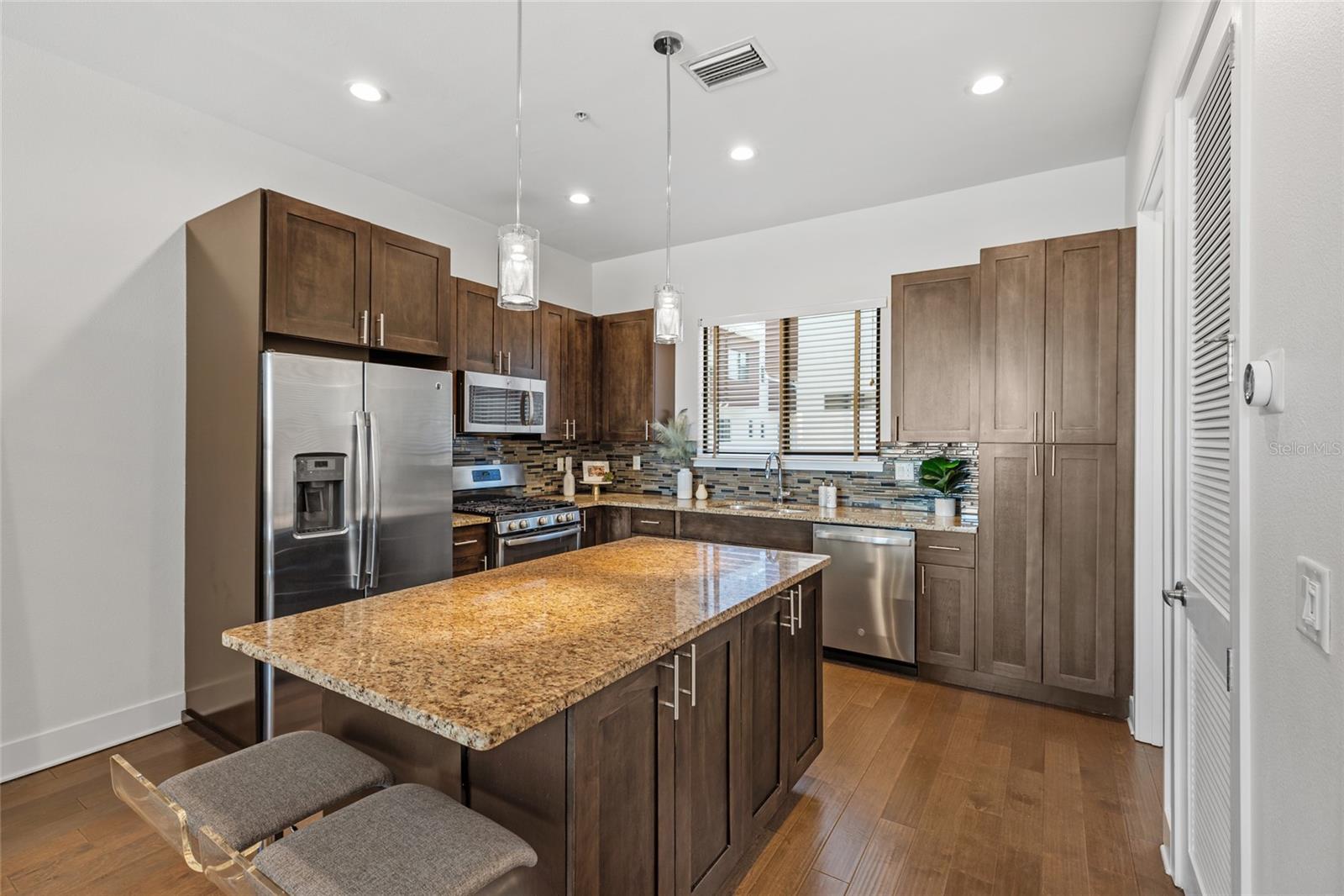 130 8TH STREET N