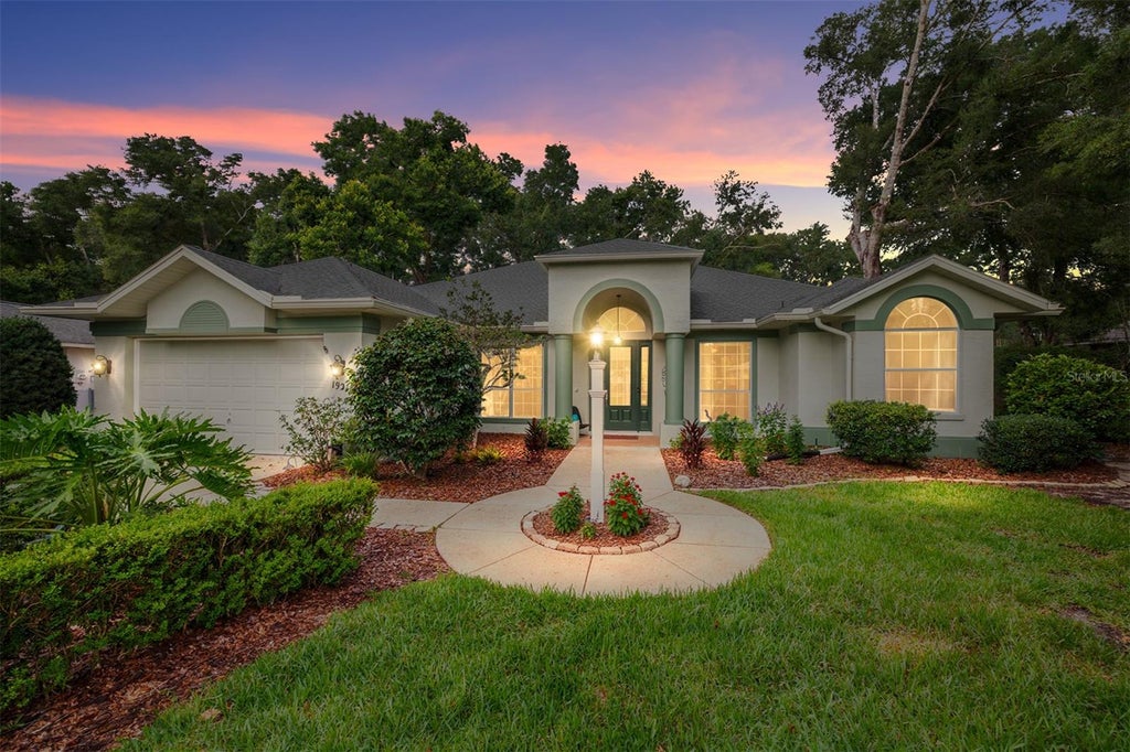 Photo of 19213 SW 101st Place Road, Dunnellon, FL 34432 (MLS # OM727334)