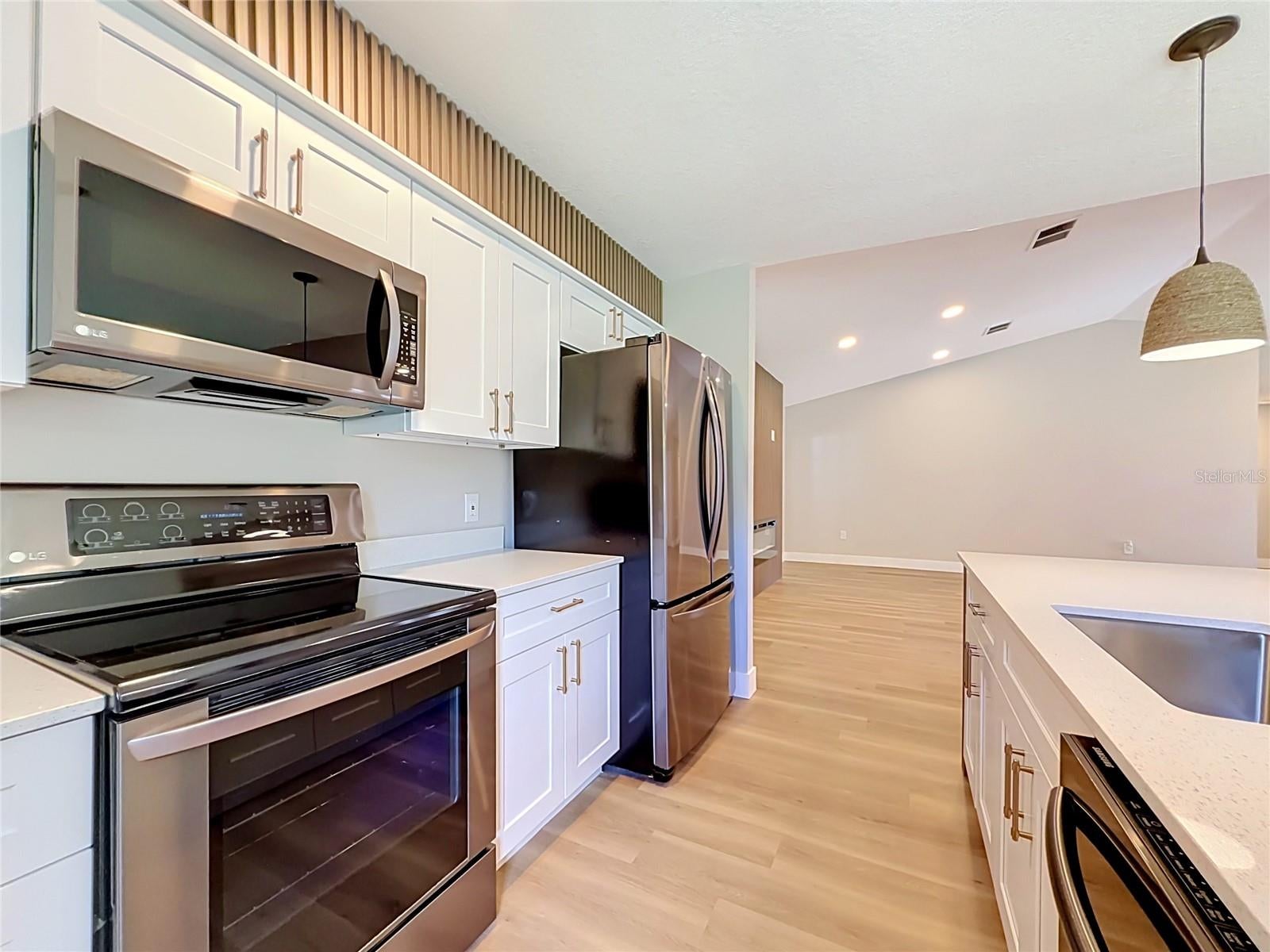 5685 E SHADY ACRES DRIVE