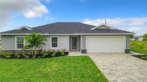 Single Family Residence in NORTH PORT FL 4823 BATCHELOR AVENUE.jpg